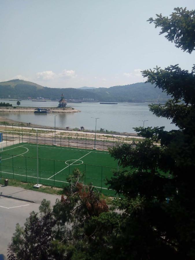 Apartament Oana'S Home Оршова Екстер'єр фото